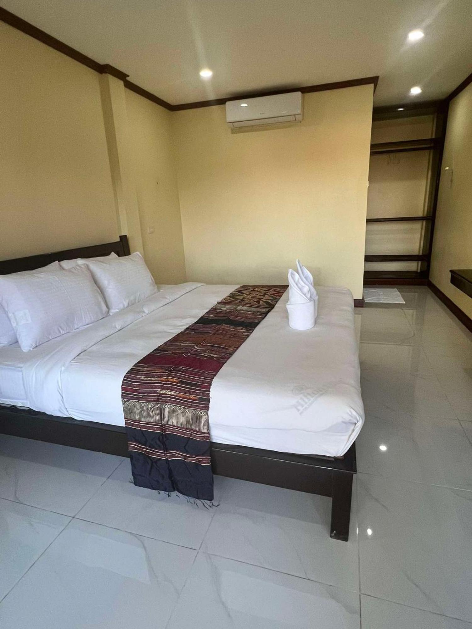 Lebijou Guesthouse - Konesavath ดอนเดด ภายนอก รูปภาพ